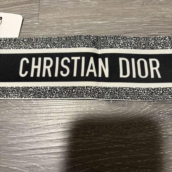 Christian Dior Mitzah Silk Twilly – Black & White Polka Dot Reversible Scarf - Picture 2 of 4